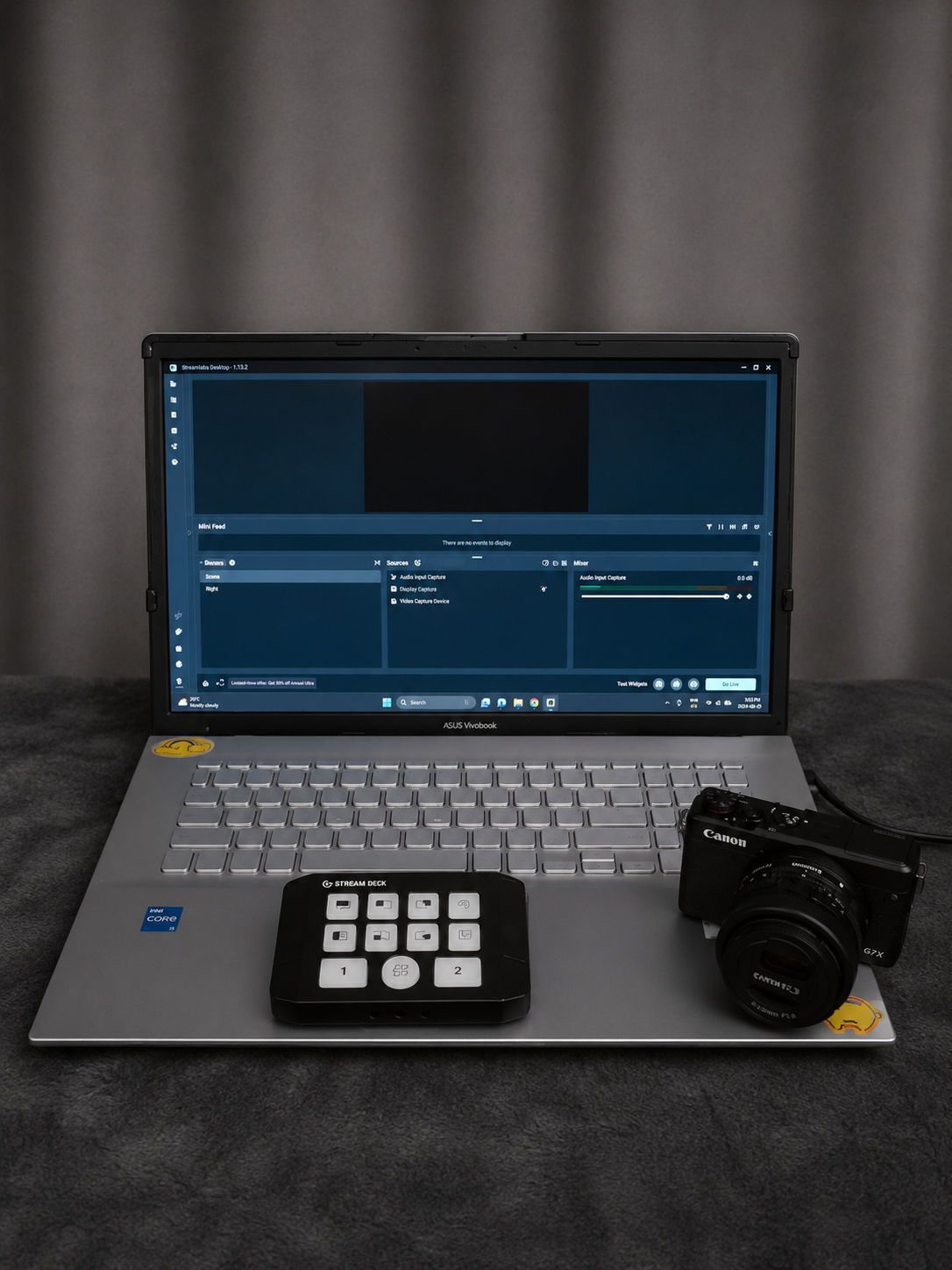 Livestream laptop, control pad and Canon camera